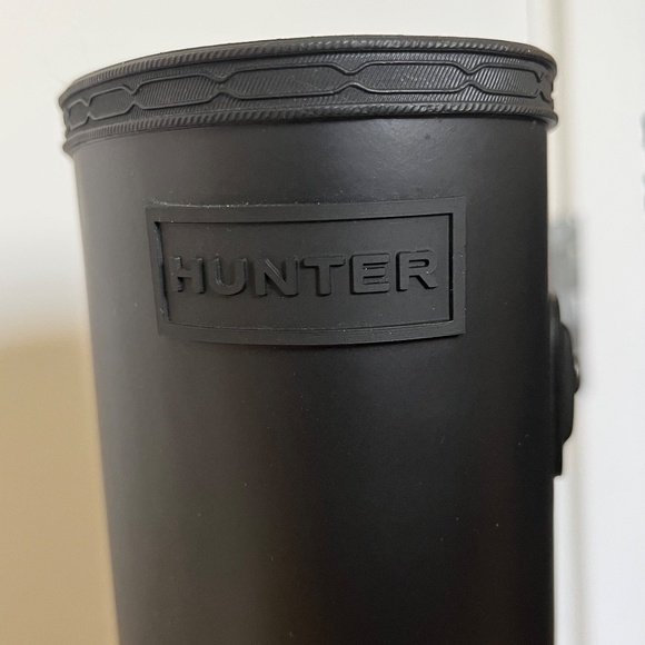 Hunter Tall Rain Boots - Women's Slim Fit 8 US - Black - Picture 7 of 7